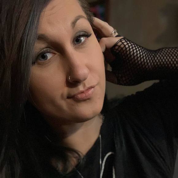 Meet your Posher, Kate - Picture 1 of 1